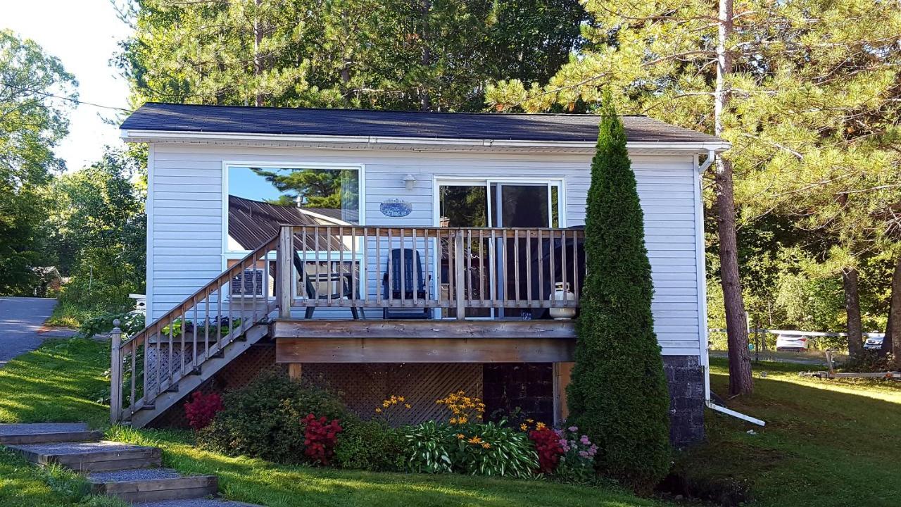 Oakview Lodge & Marina Algonquin Highlands Extérieur photo