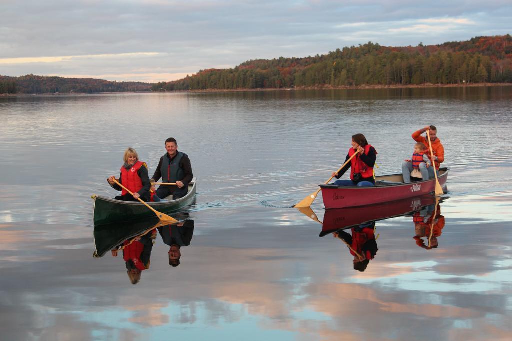 Oakview Lodge & Marina Algonquin Highlands Extérieur photo